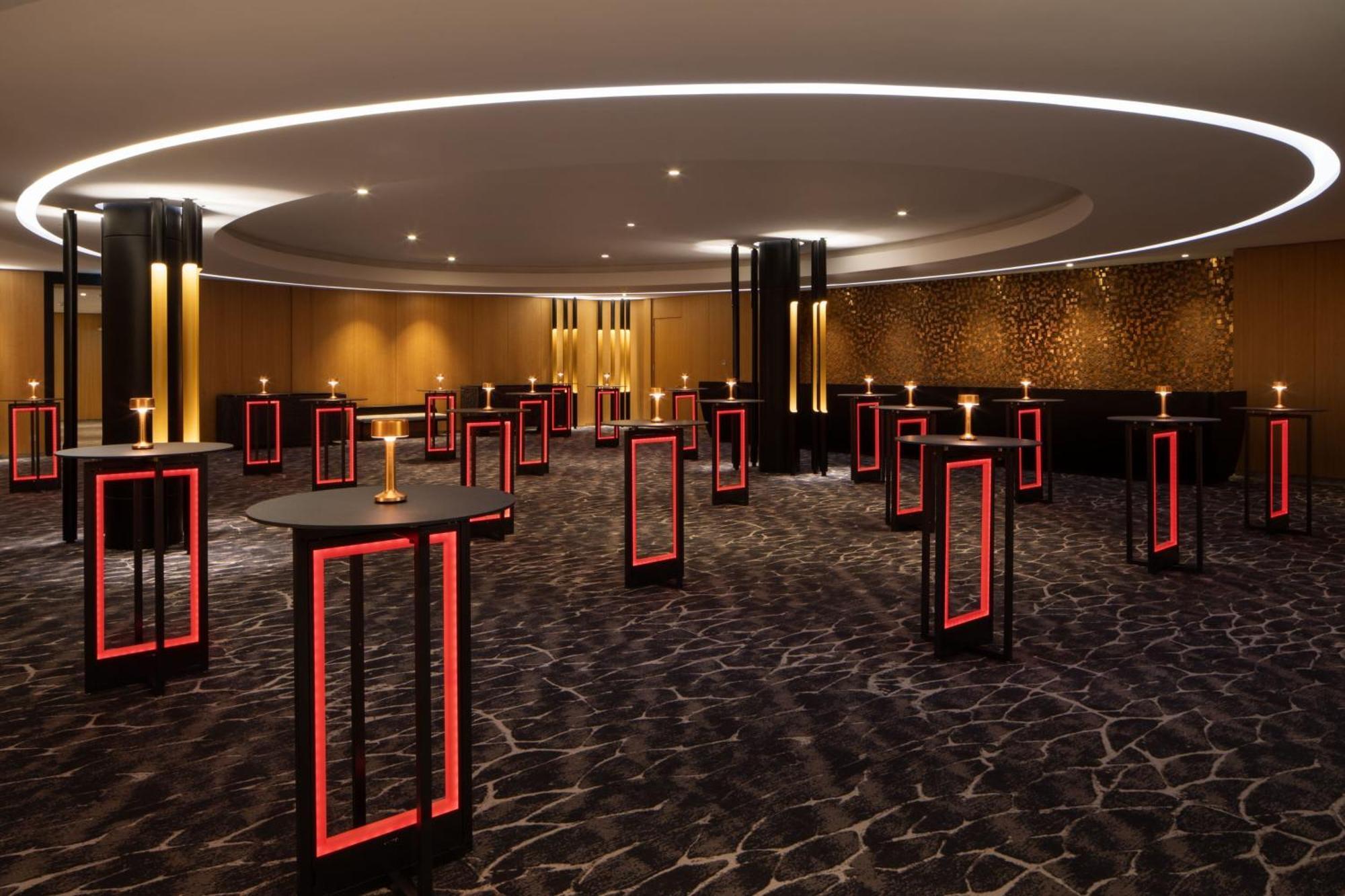 Tirana Marriott Hotel Exterior foto