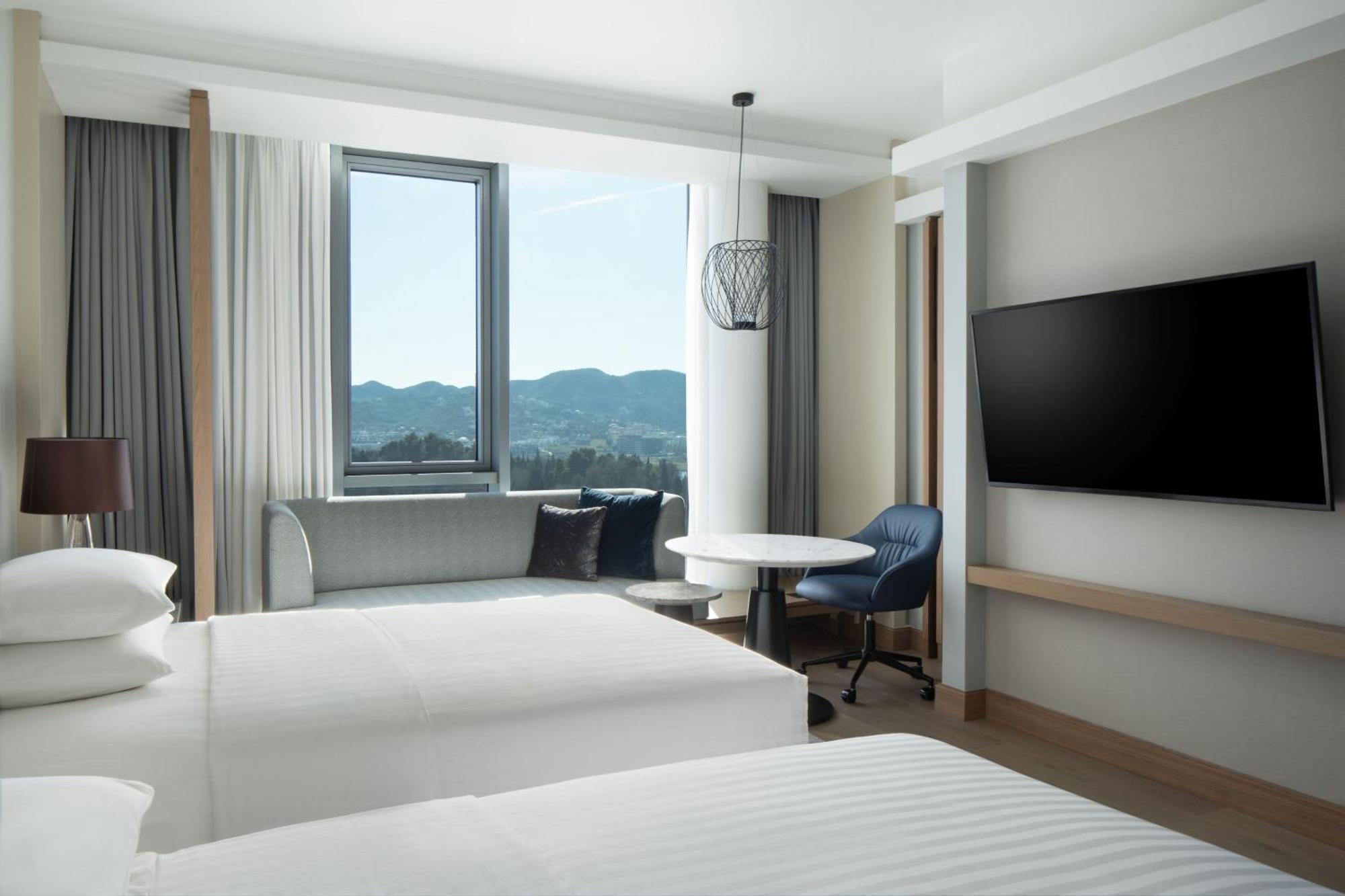 Tirana Marriott Hotel Exterior foto